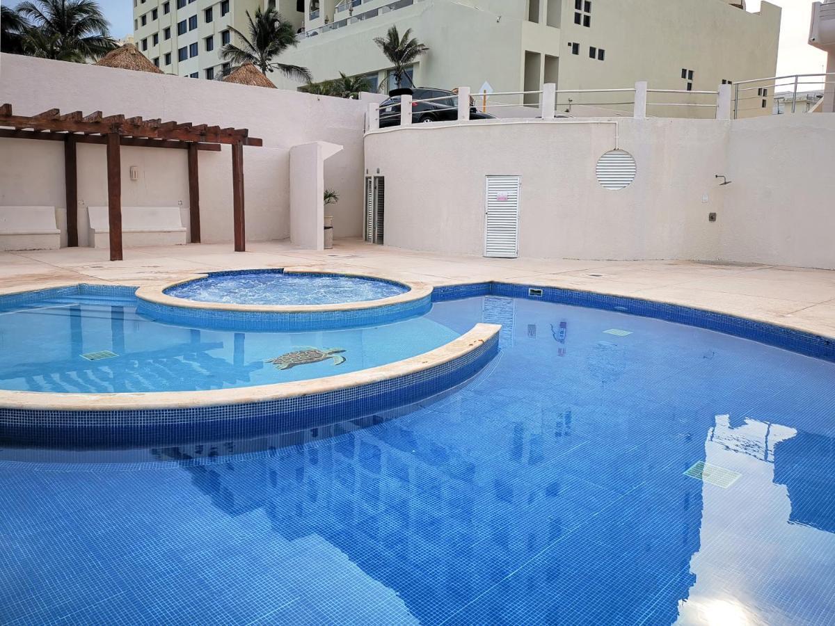 Villa Aurora Beautiful Beachfront Apartment Cancun Luaran gambar